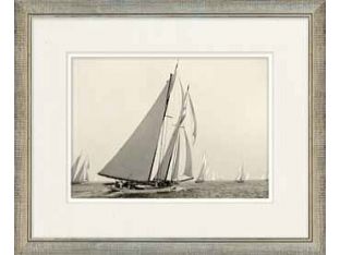 Regatta IV 23W x 19H