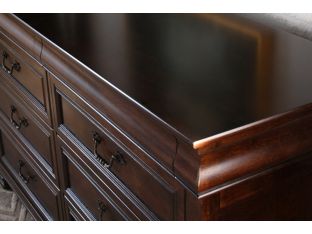 Cordevalle Dresser